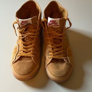 Nike SB Men’s High-Top Sneakers - Wheat